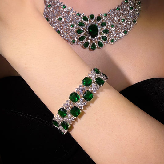 Emerald Crown Jewelry Set