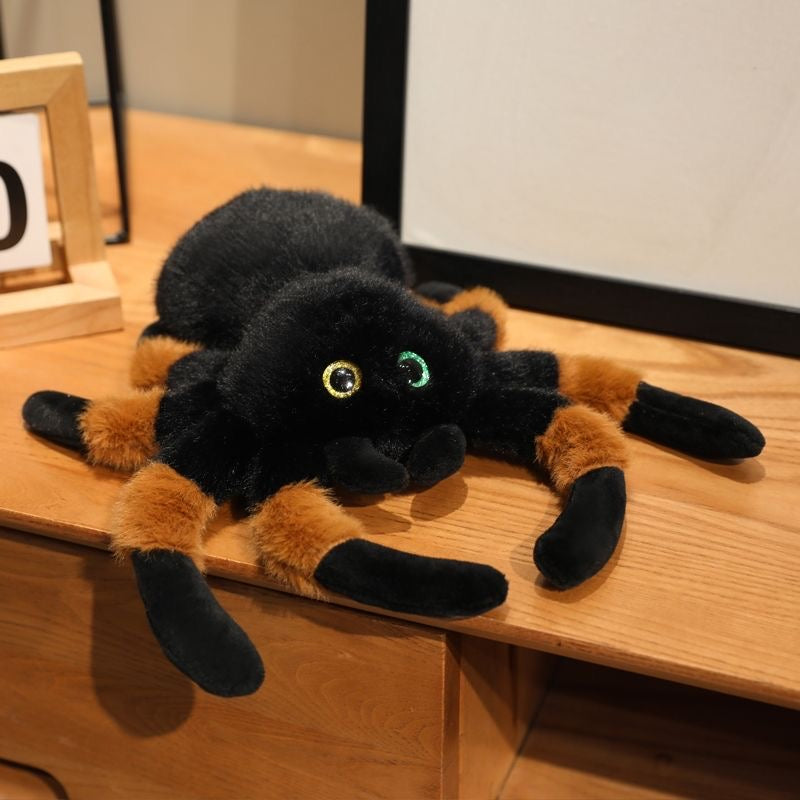 Four-eyed spider plush toy